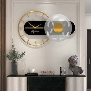 Creative Metal Decorative Wall Clocks, Large Simple Silent Non Ticking Wall Quartz Clock For Living Room Office Cafe Hotel 60 * 36CM